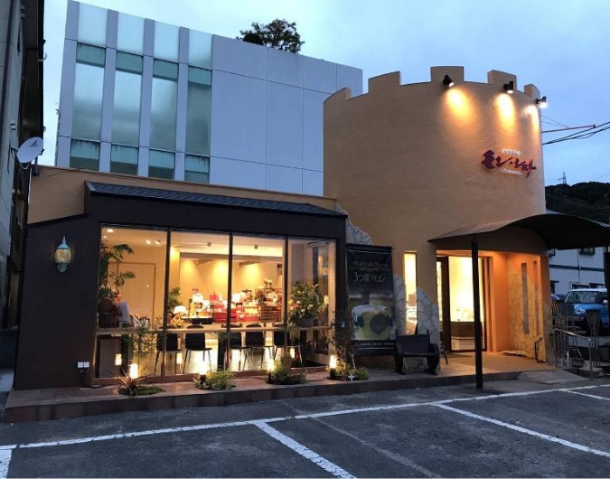 モン・シェリー松下　伊集院店